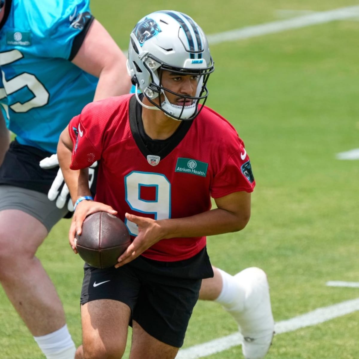 Panthers confident No. 1 pick Young will be ready for Week 1