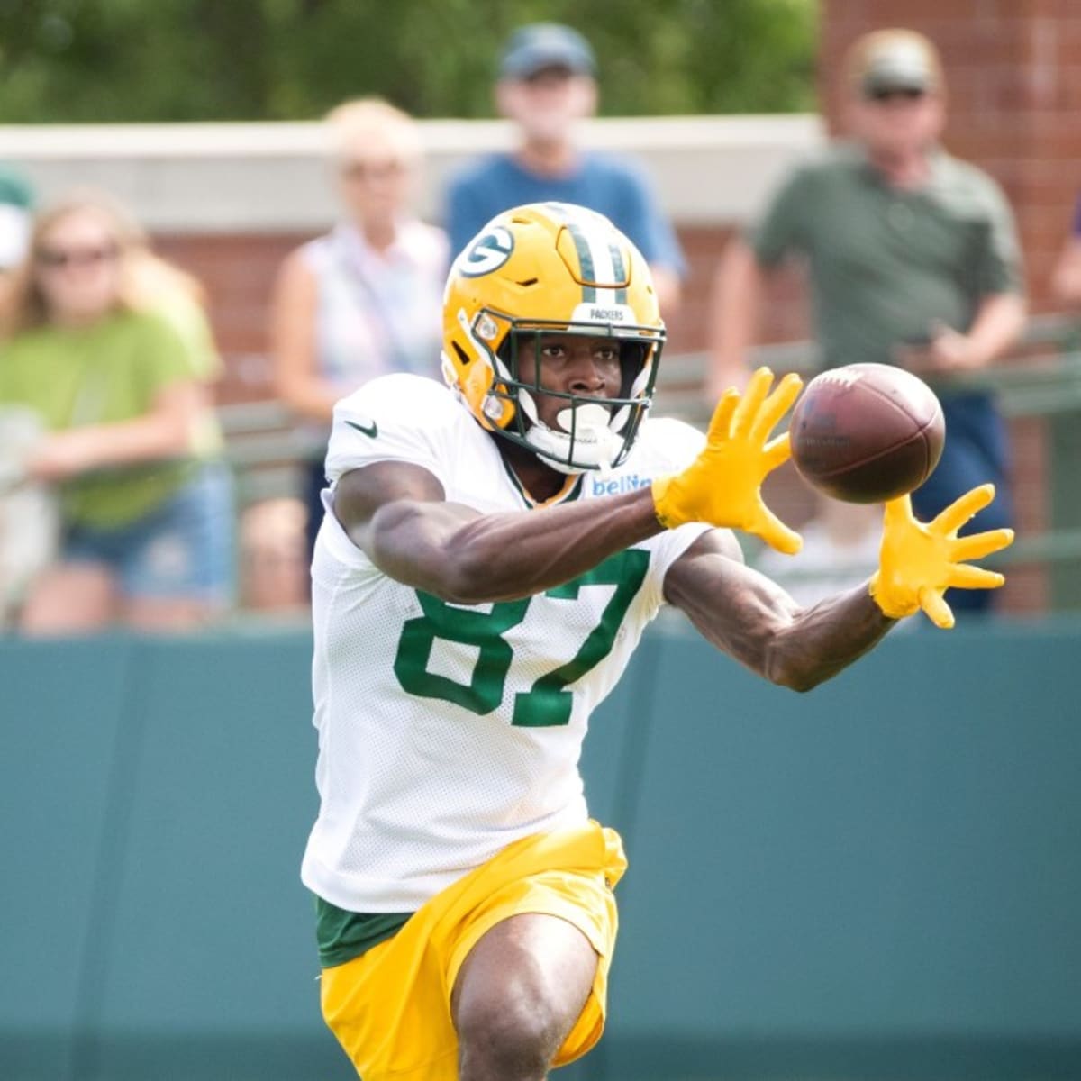 Packers WR Doubs doesn't see 'big difference' between Rodgers, Love