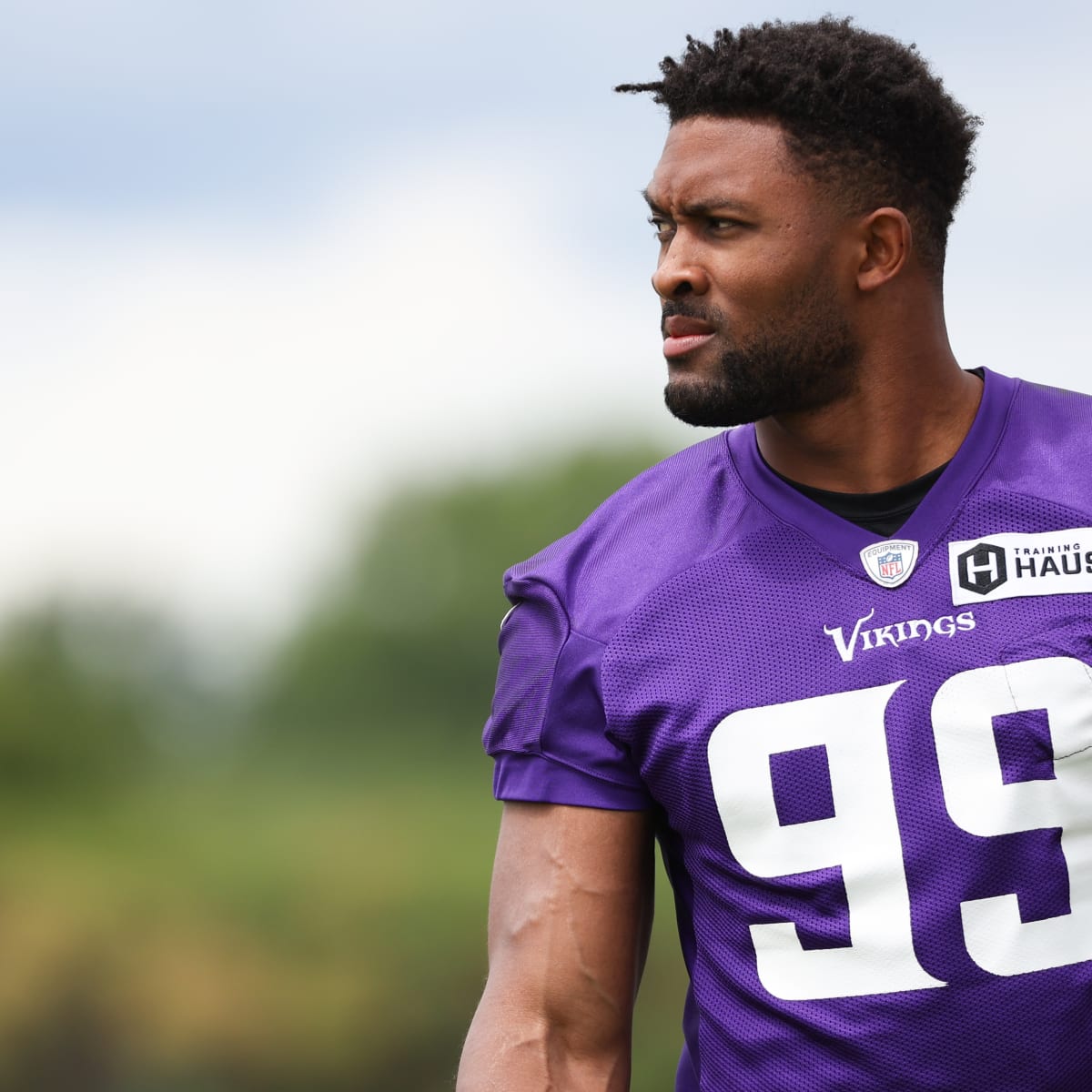 Vikings get future flexibility in Danielle Hunter's new deal - Sports  Illustrated Minnesota Sports, News, Analysis, and More