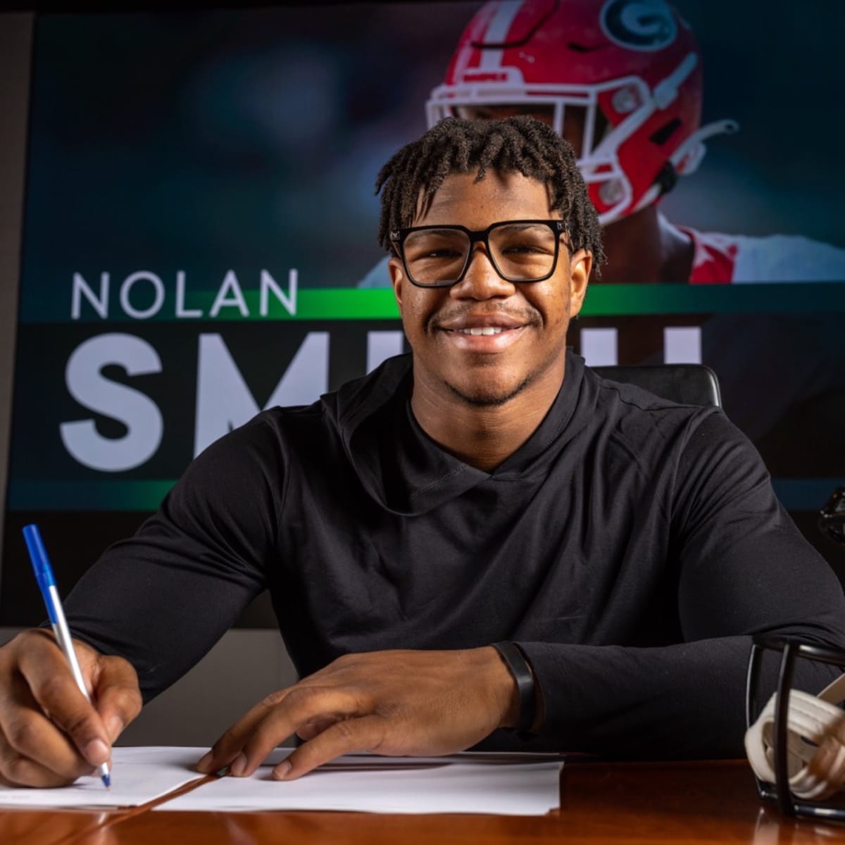 Nolan Smith signs rookie deal with Philadelphia Eagles