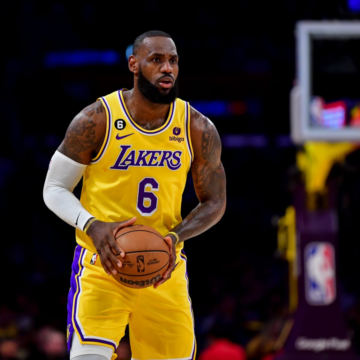 LeBron James Arrived at Lakers Opening Night Draped in Louis Vuitton – Robb  Report