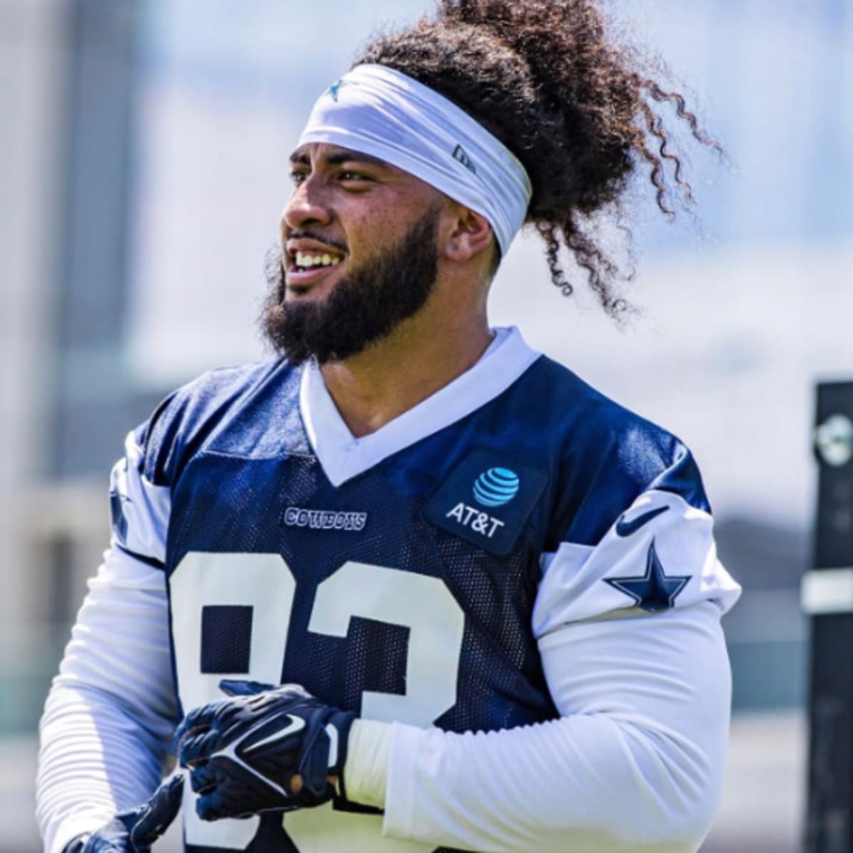 Dallas Cowboys pick DE Viliami Fehoko in Round 4