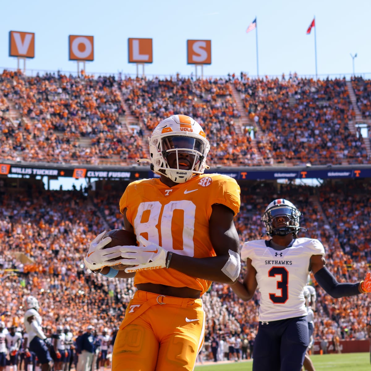 Vols kick off college football season against the Cavaliers at Nissan  Stadium 