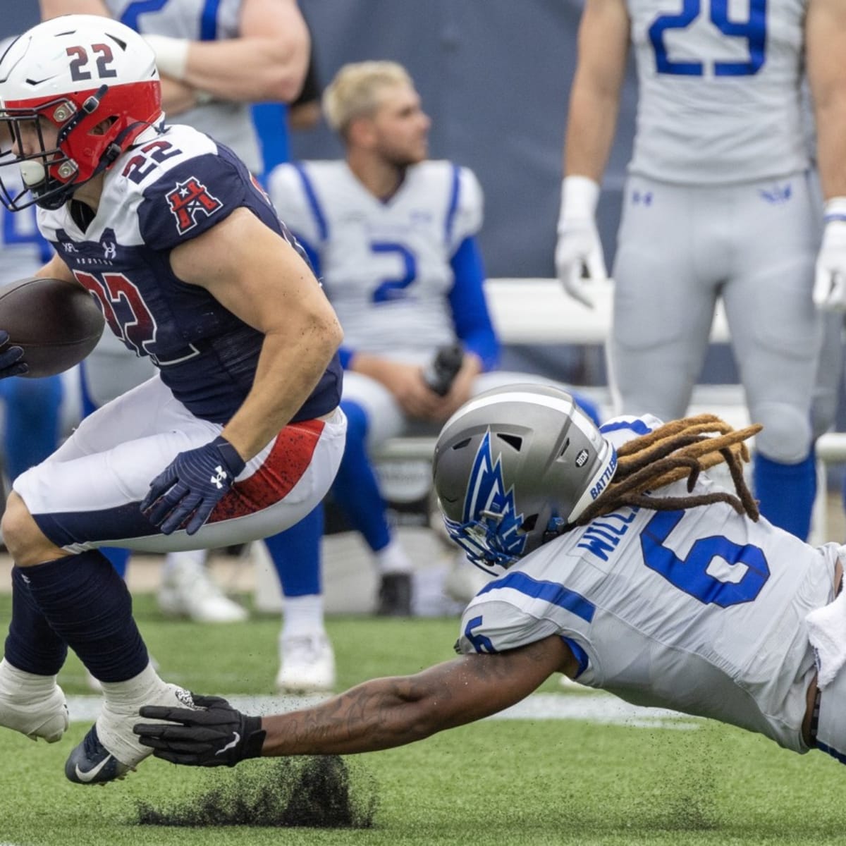 Steelers Sign Former Washington State RB Max Borghi