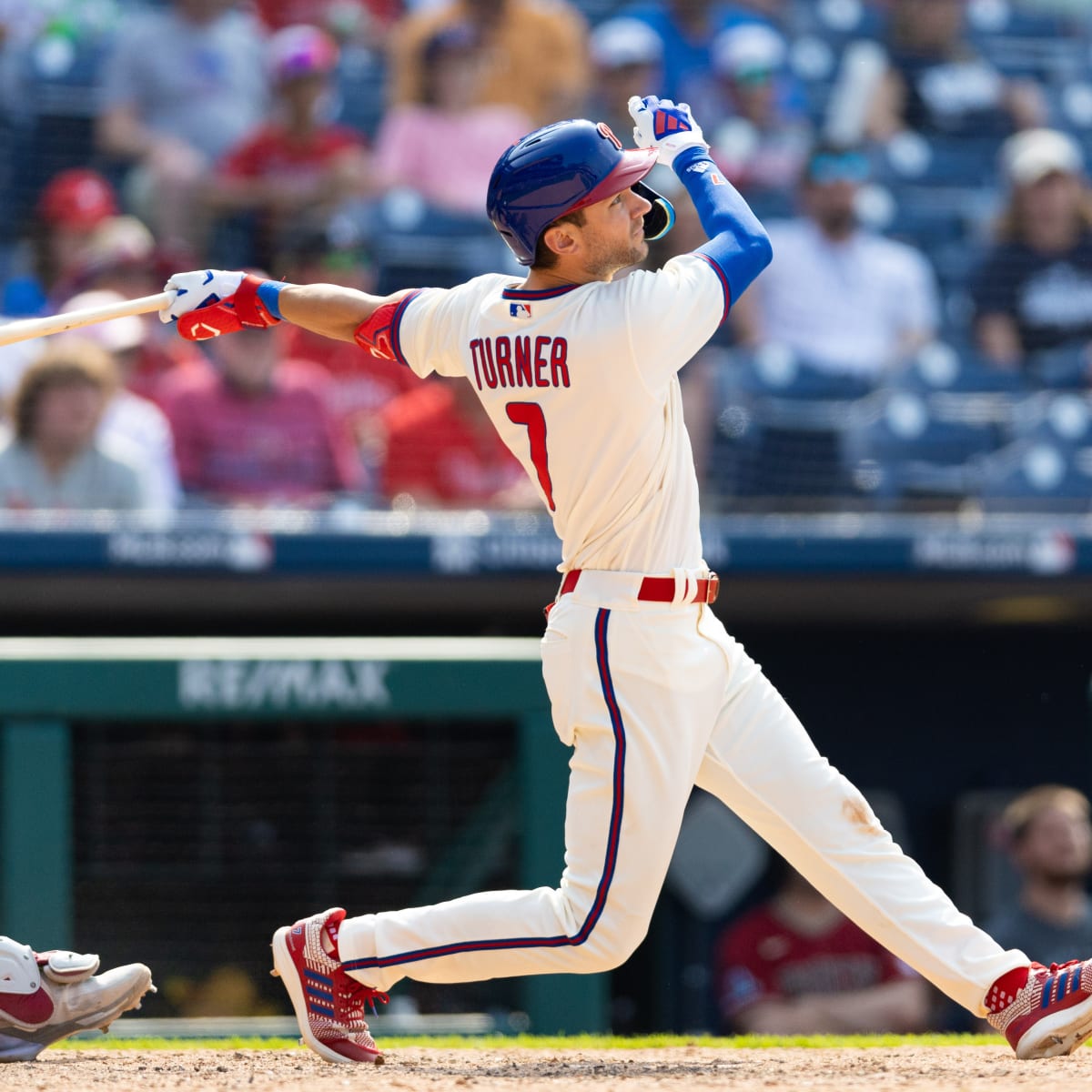 Trea Turner weekend Philly fans CBP DeCamara moment cheers