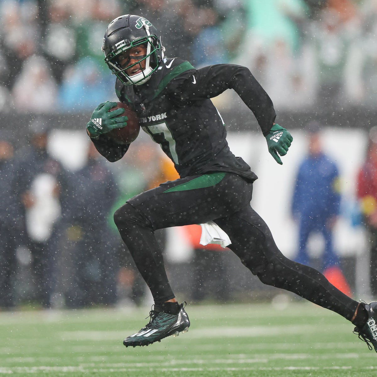 2023 Jets Country Player Profile: WR Garrett Wilson (17) - Sports  Illustrated New York Jets News, Analysis and More