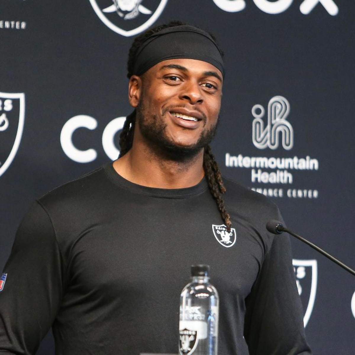 NFL star Davante Adams doesn't see 'eye-to-eye' with Raiders