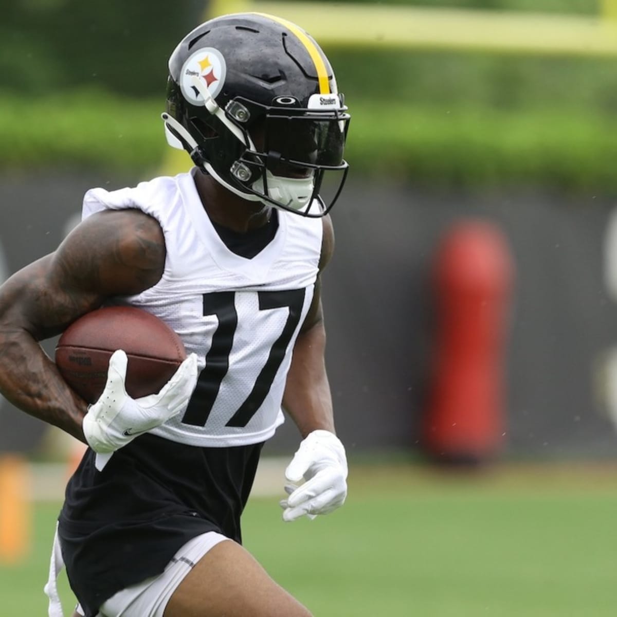 Pittsburgh Steelers WR Gunner Olszewski Looking to Show Out vs. 'Ex' in  Week 2 - Sports Illustrated Pittsburgh Steelers News, Analysis and More