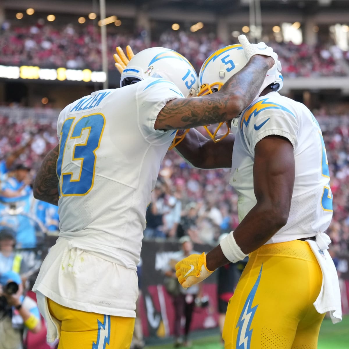 Chargers News: Former Super Bowl Champion Believes Brandon Staley's Hot  Seat Lingers Despite Second 2023 Win - Sports Illustrated Los Angeles  Chargers News, Analysis and More