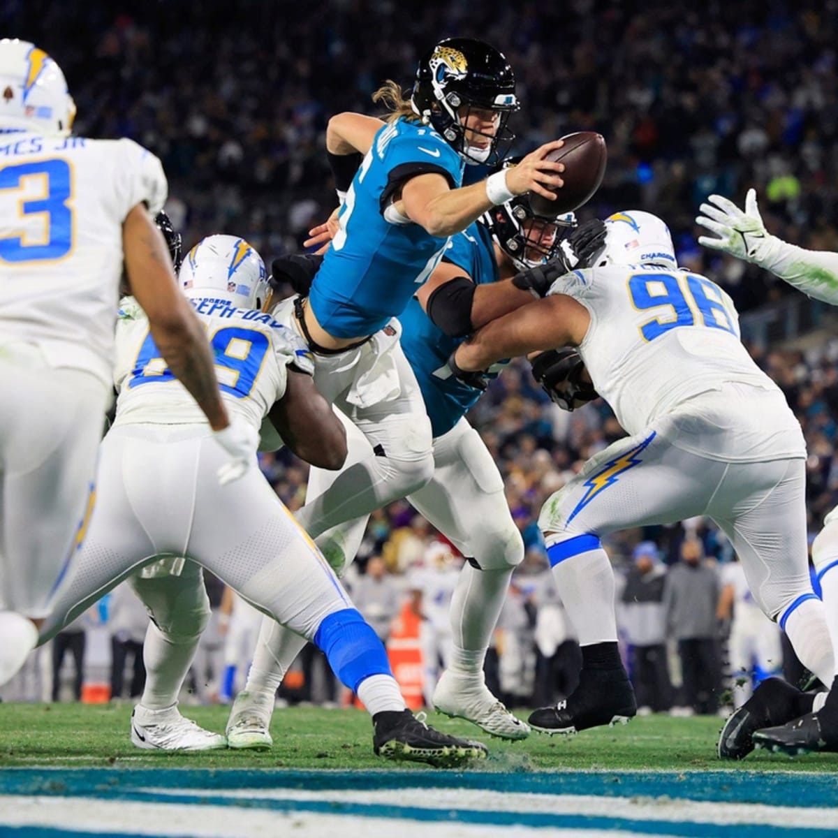 Chargers Collapse in Wild Card Round vs. Jaguars, Blow 27-Point