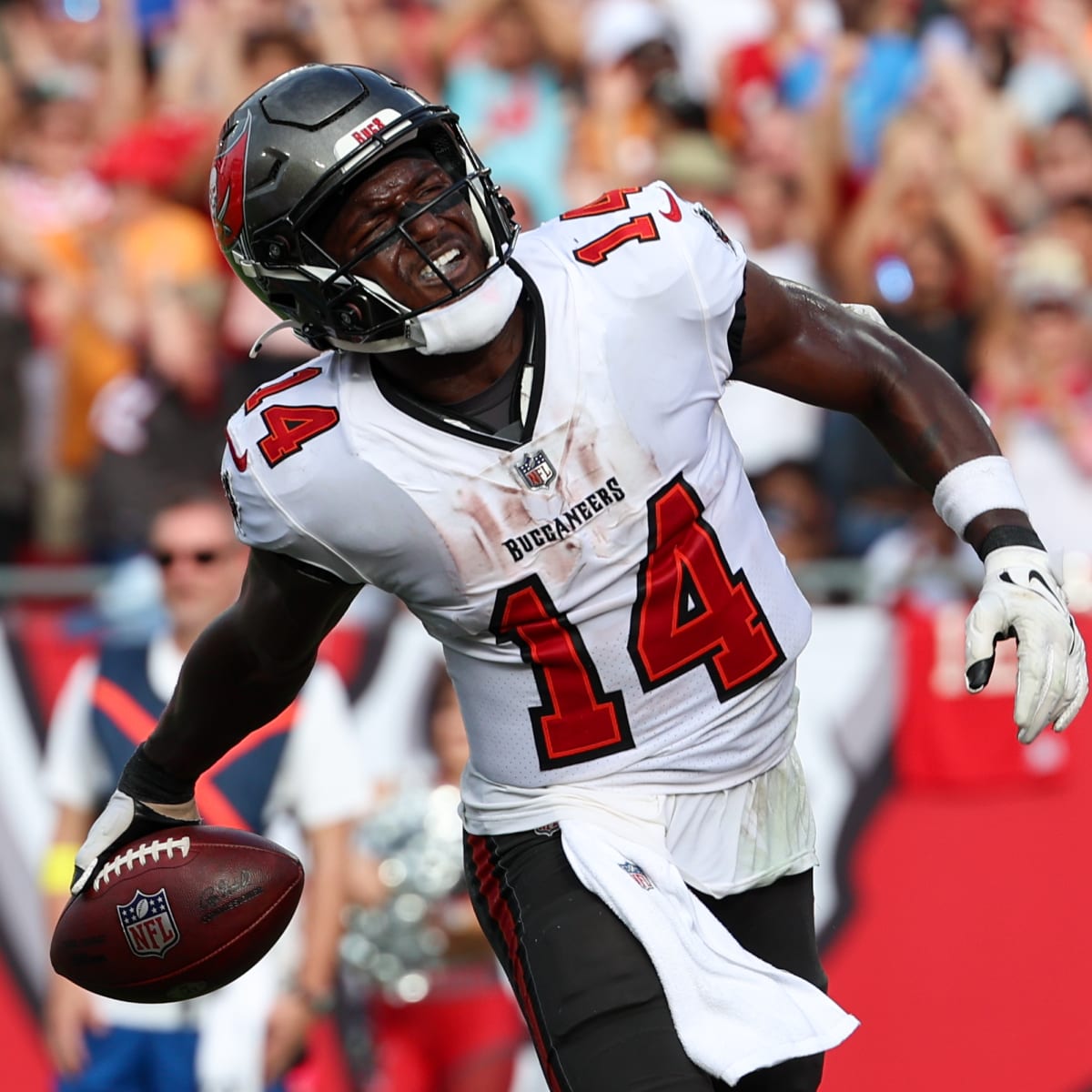 Tampa Bay Buccaneers to franchise tag star WR Chris Godwin, NFL News,  Rankings and Statistics