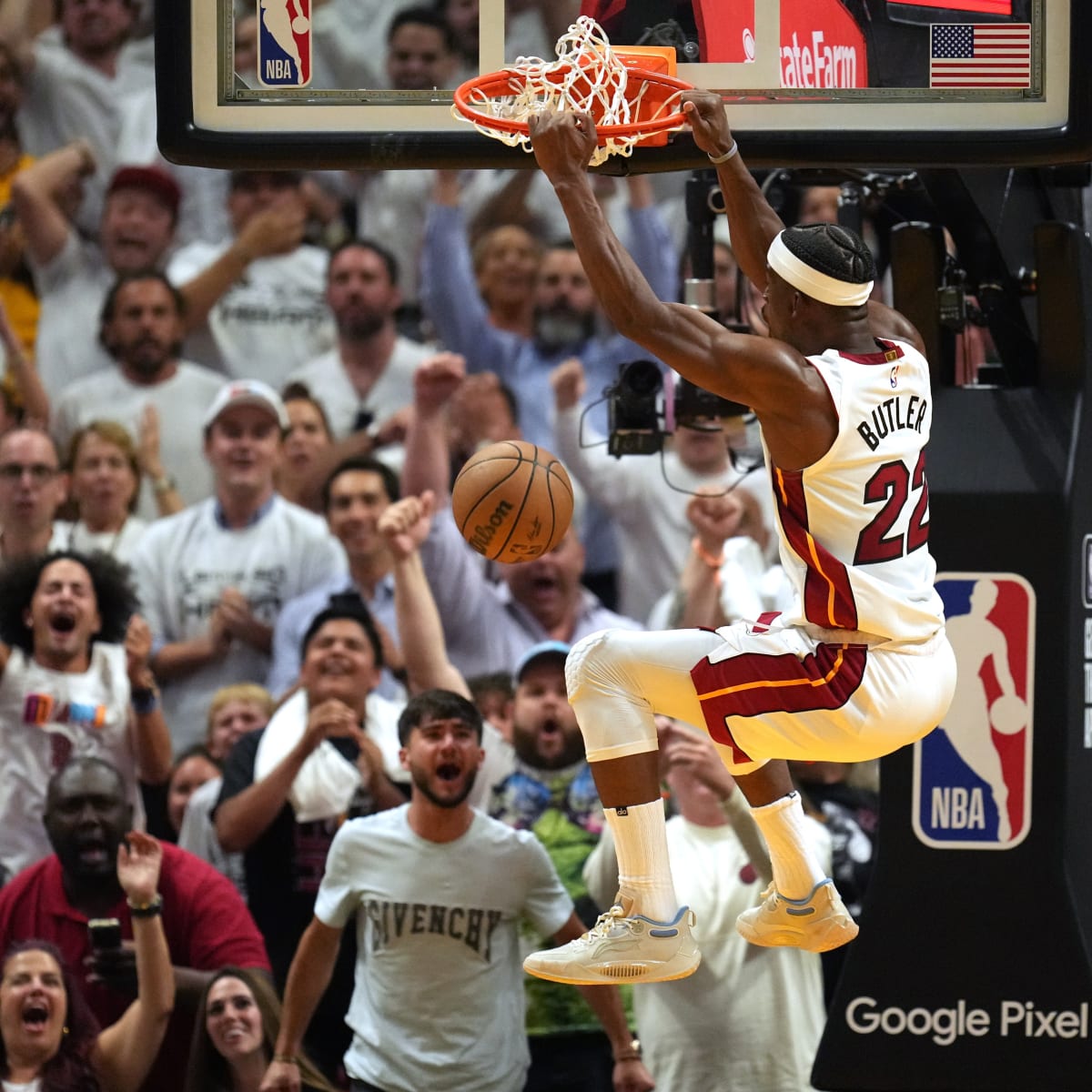 Boston Celtics - Back in action ☀️☘️ 🆚 Miami Heat ⏰ 5:30 PM ET 📺 NBA TV