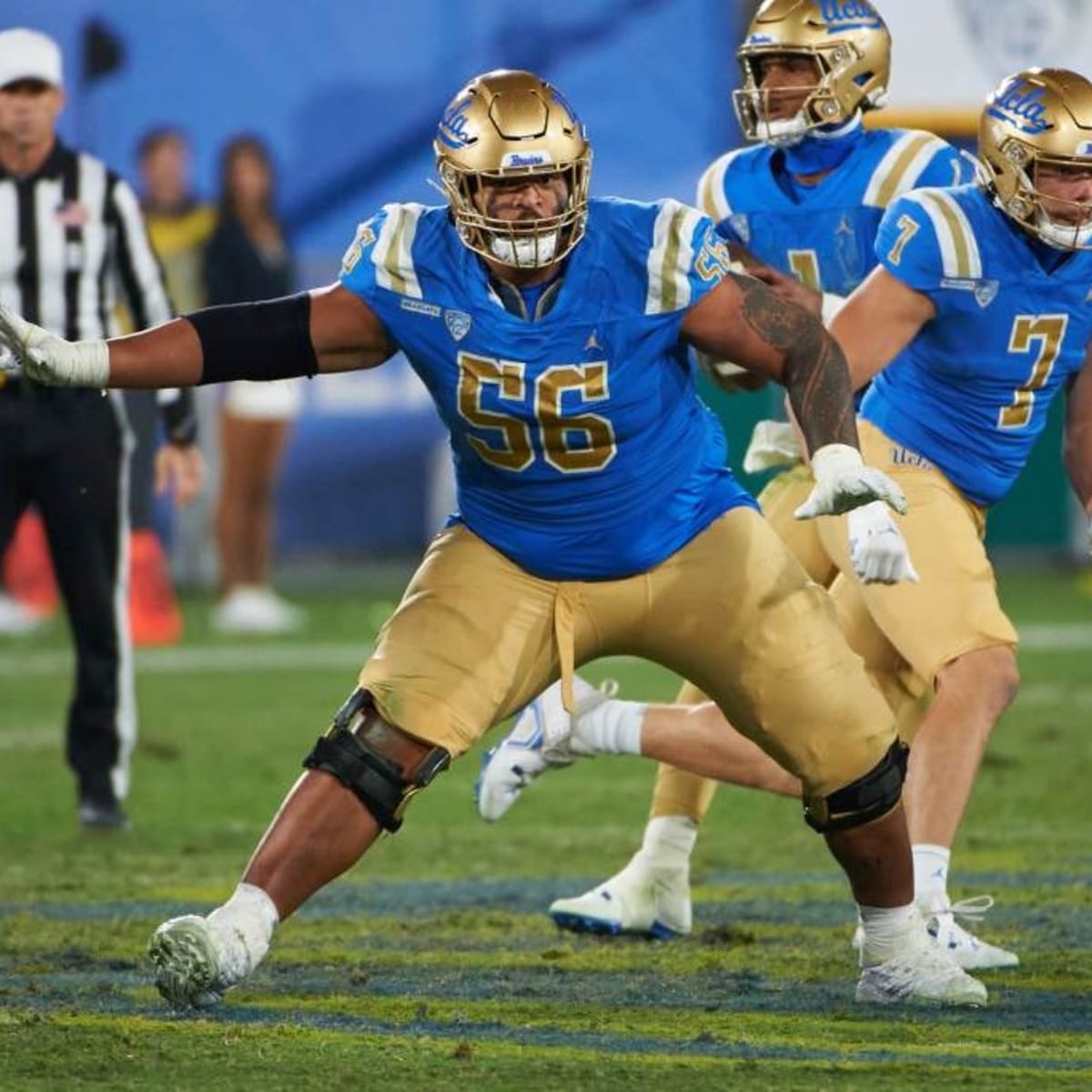 Michael Onwenu Selected by New England Patriots in Round 6 - Sports  Illustrated Michigan Wolverines News, Analysis and More