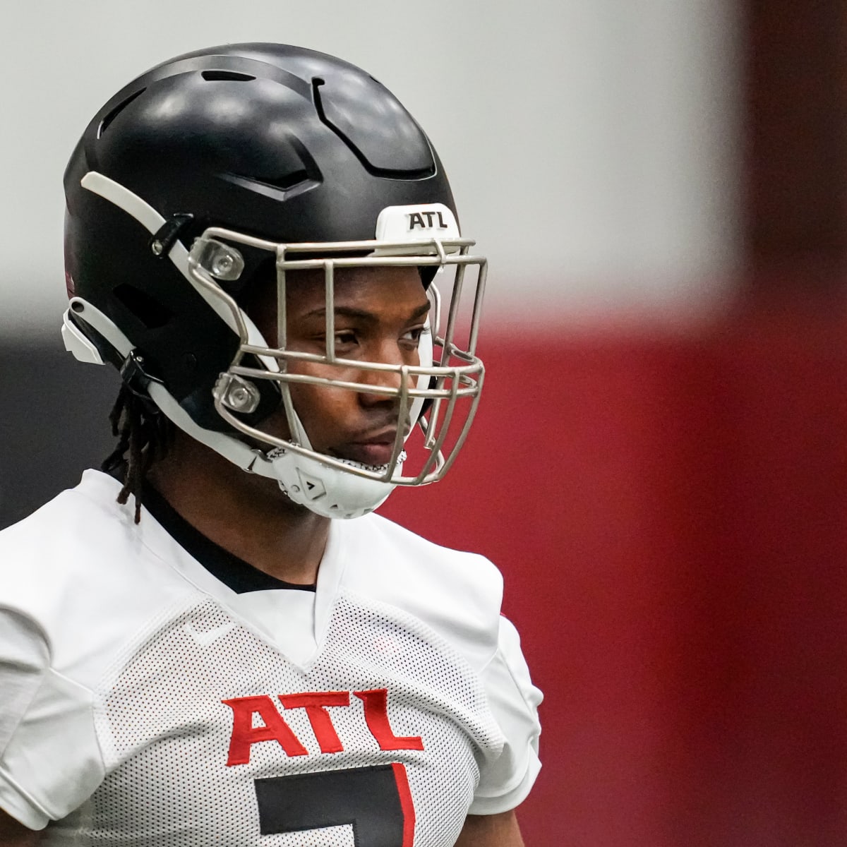 Bijan Robinson Falcons jersey: How to get 2023 NFL Draft gear online after  Texas RB is picked in first round by Atlanta 