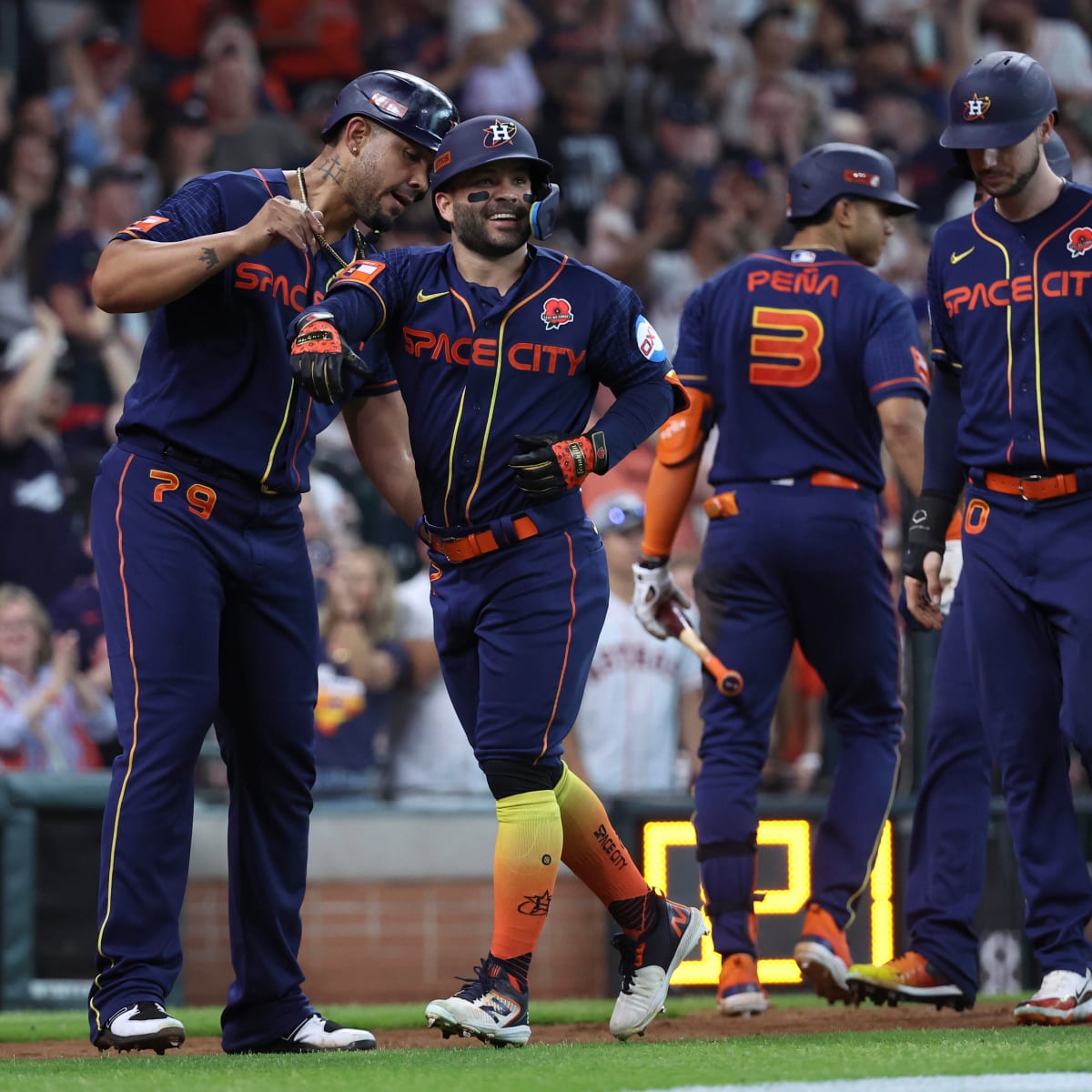 MLB on X: José Abreu drives in 7 runs as the @Astros complete the