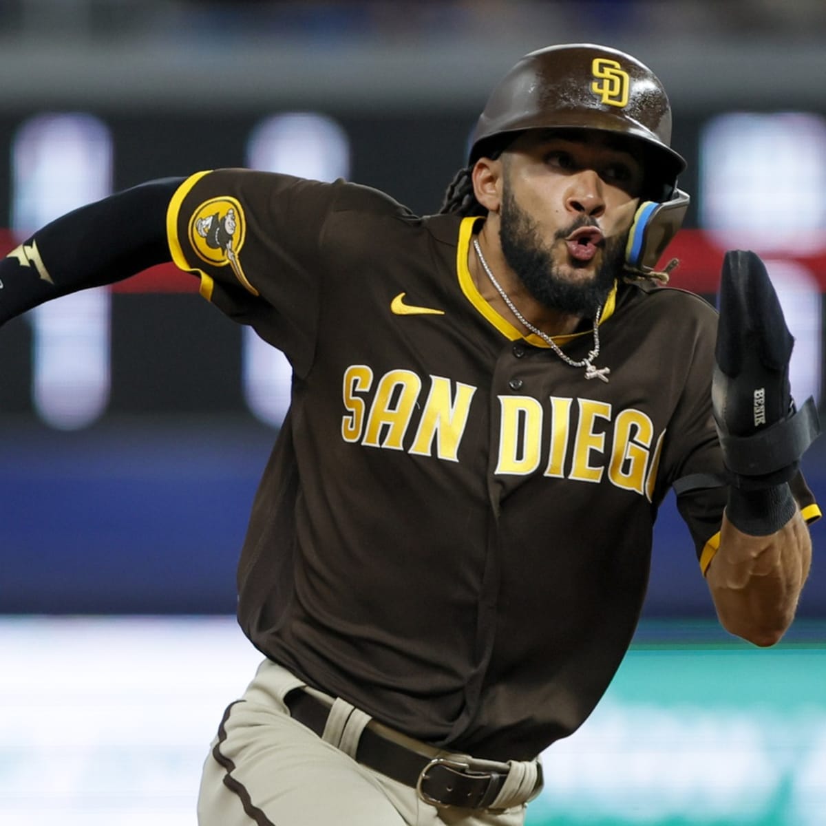 Fernando Tatis Jr. disciplined at the top of Padres' stacked lineup — and  still learning in right field - The San Diego Union-Tribune