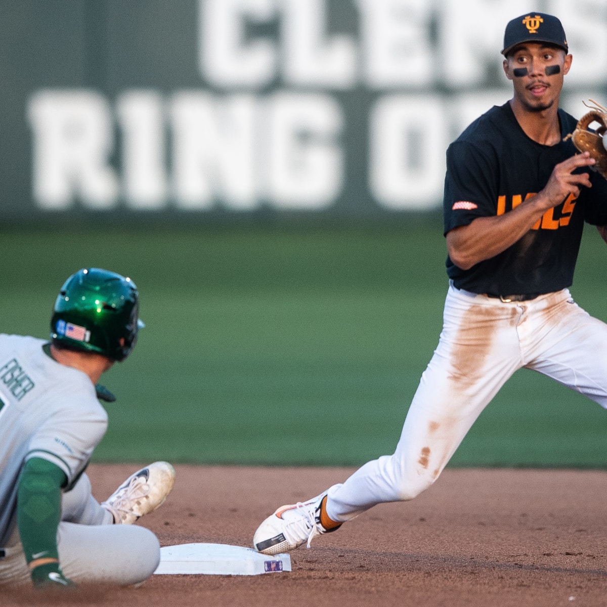 Clemson baseball loses game two against UCF in weekend series – The Tiger