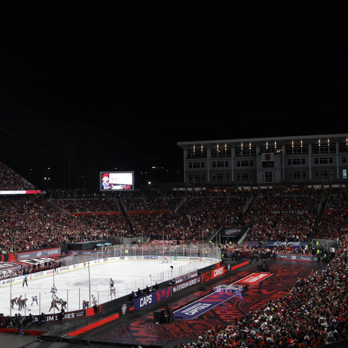 2023 Discover NHL Winter Classic Stats 