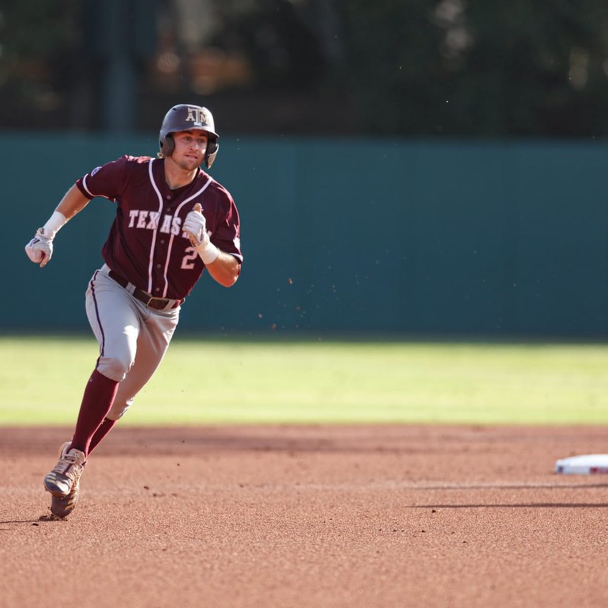 Stanford wins two elimination games, will face Texas A&M for Super