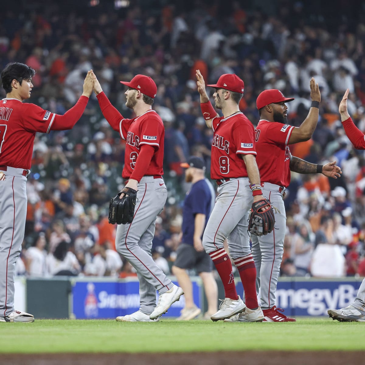 Rosenthal: Angels' call-up of young, swaggy Zach Neto surprised everyone —  even mom and dad - The Athletic