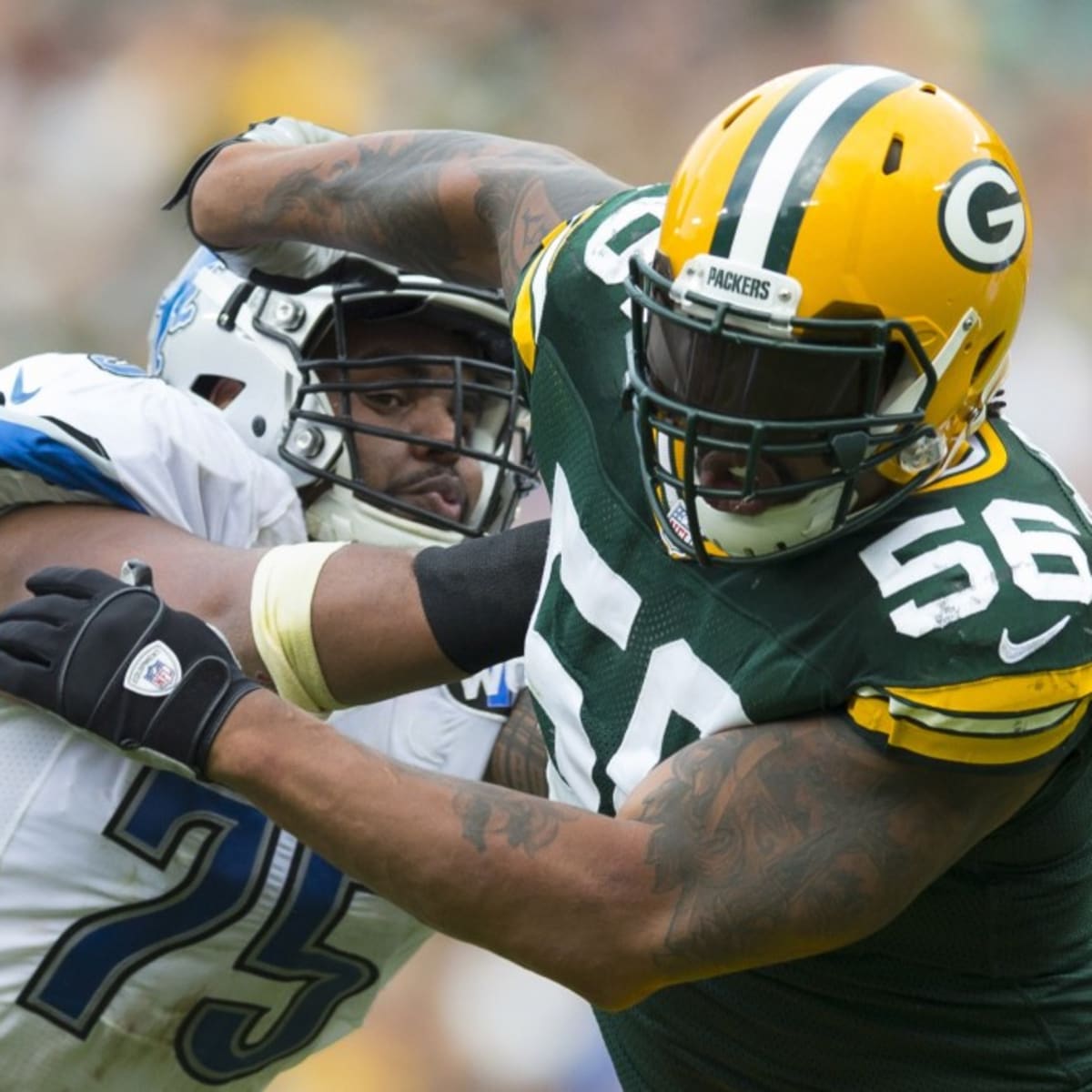 In just Day 2 of OTAs, Julius Peppers has won over teammates