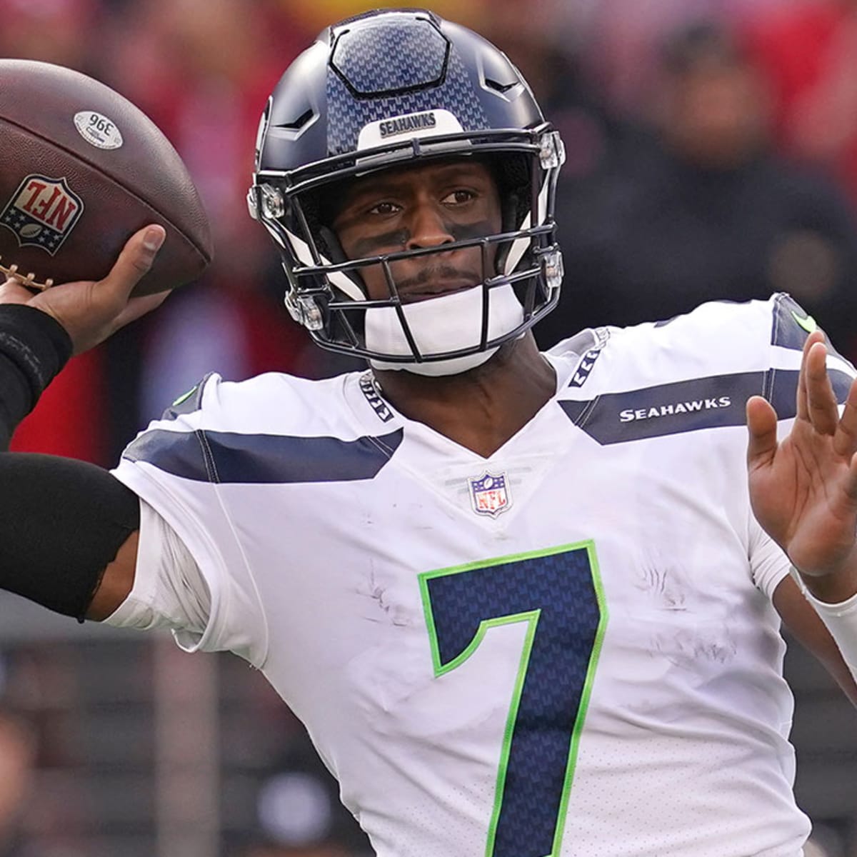 Seahawks' Pete Carroll confident in Geno Smith, Drew Lock: 'We're in good  shape at the position' 