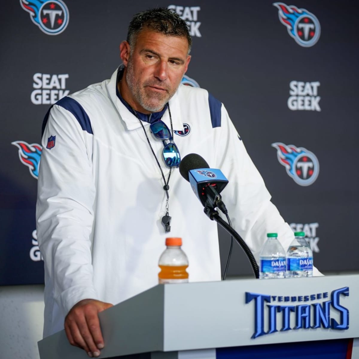 Titans head coach Mike Vrabel offers clarity on the team's offensive line  situation - Music City Miracles