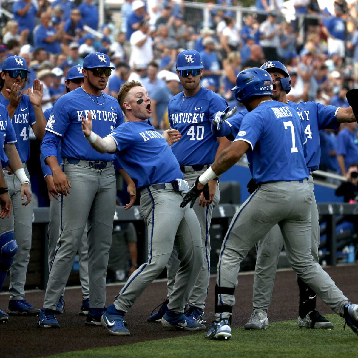 Kentucky baseball team wins first game in new ballpark