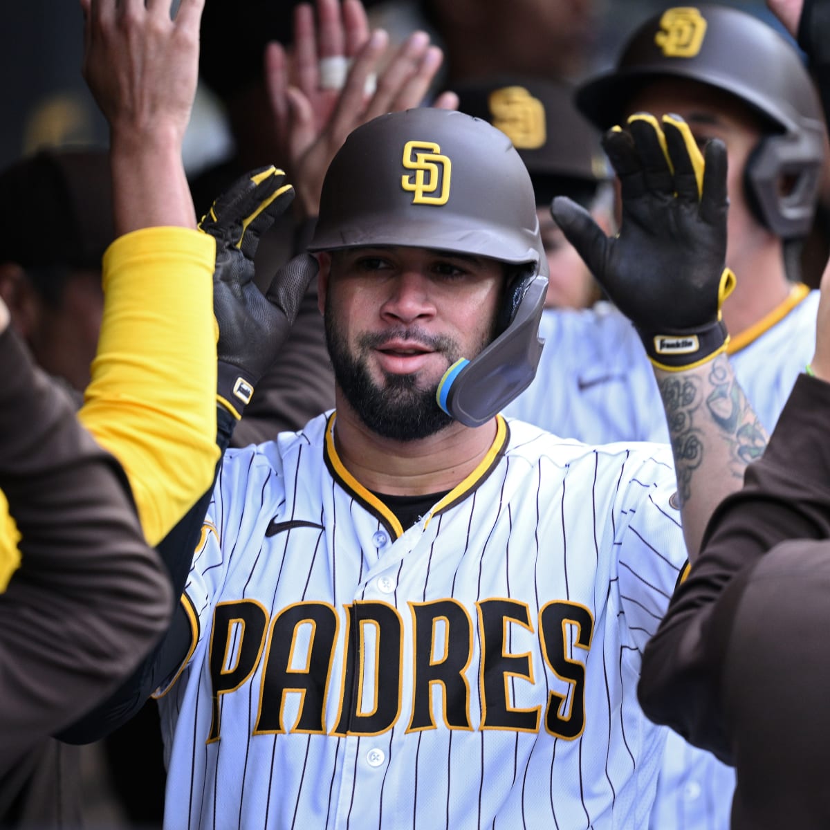 Gary Sánchez homers again as new Padres catcher goes deep for fourth time  in nine games with San Diego 