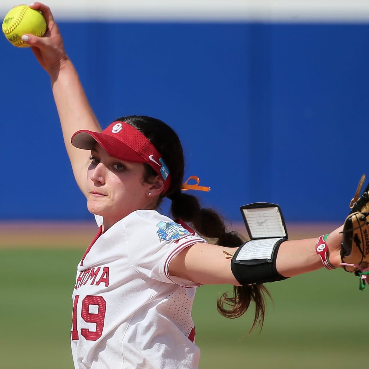 Oklahoma drops FSU to 3-peat at Women's College World Series