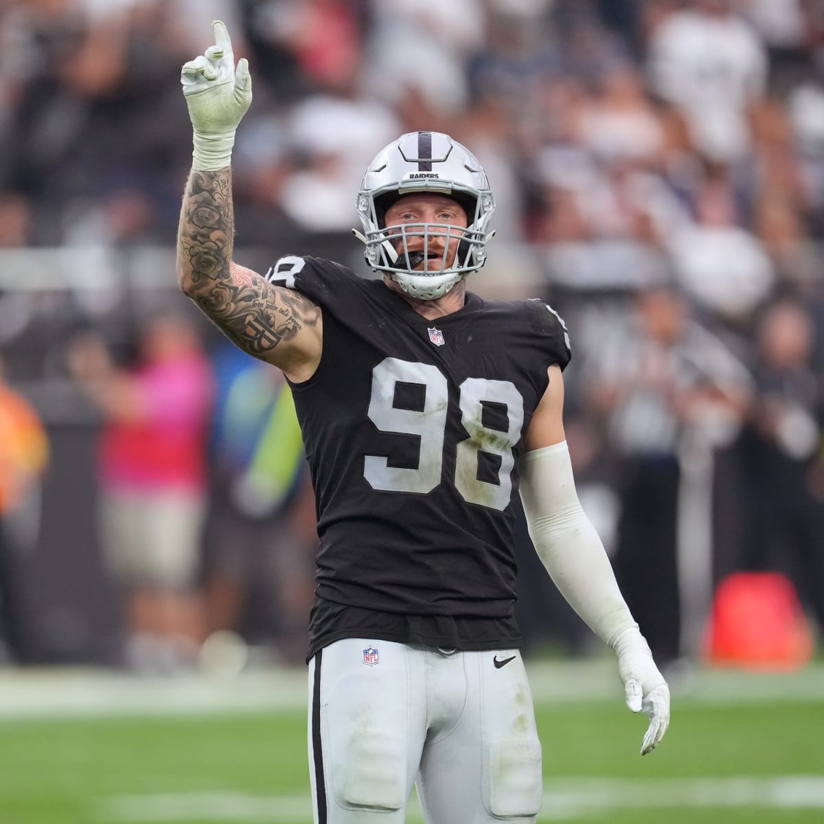 Las Vegas Raiders defensive end Maxx Crosby (98) looks on against