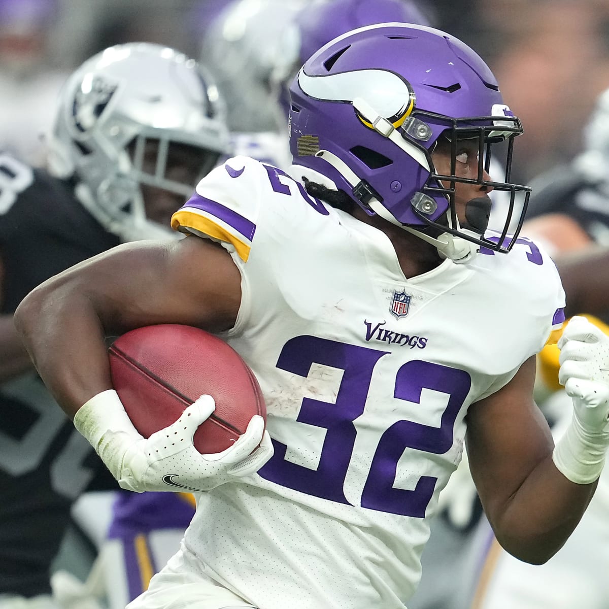 Vikings' Kene Nwangwu embracing opportunities, even if they're not on  offense