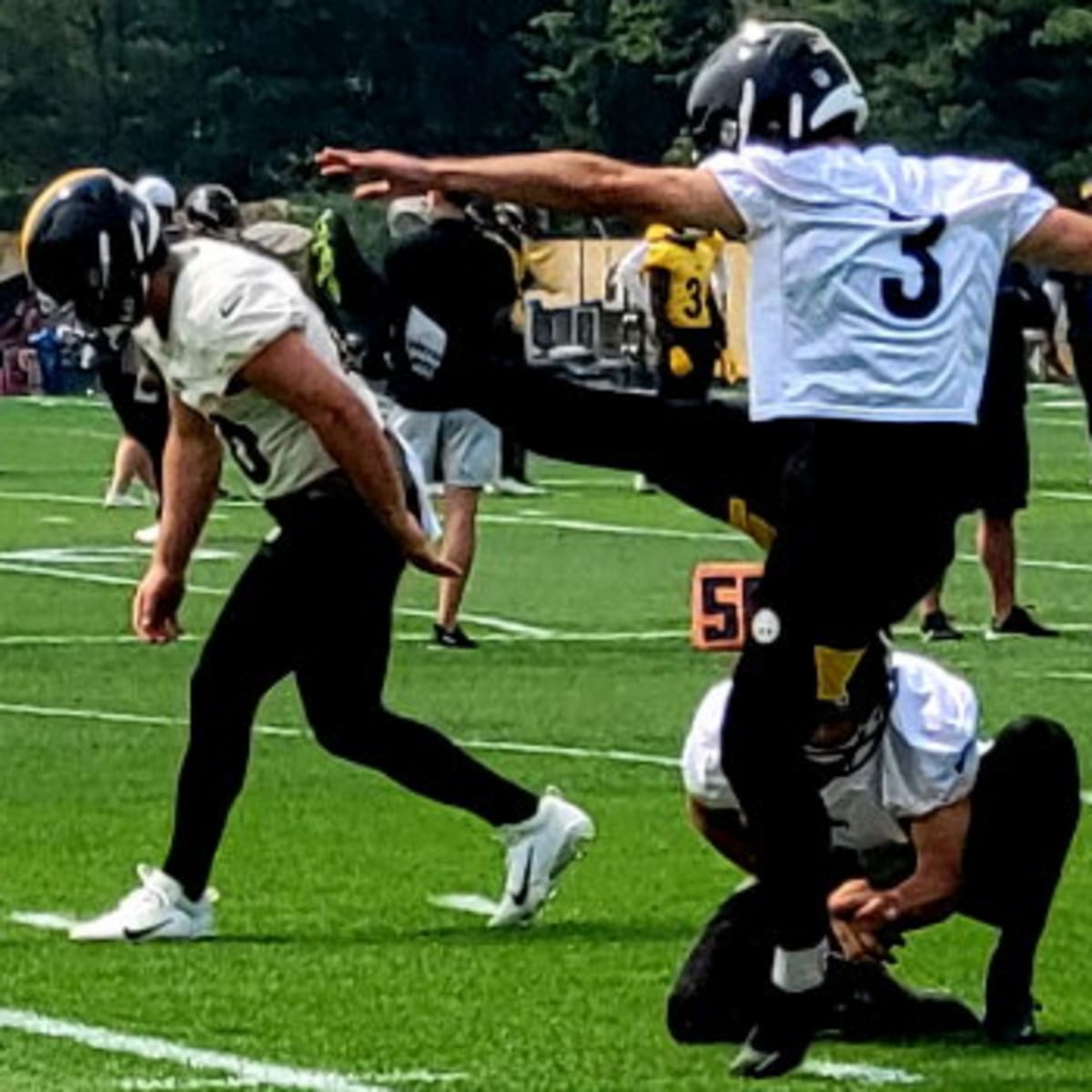 Steelers Undrafted Rookie Kicker B.T. Potter Wants To Use All the Clubs In  His Golf Bag - Visit NFL Draft on Sports Illustrated, the latest news  coverage, with rankings for NFL Draft