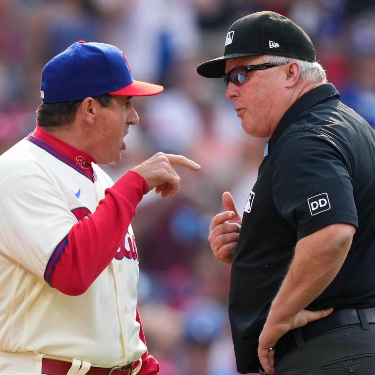 Phillies manager Thomson ejected after pitch clock doesn't reset