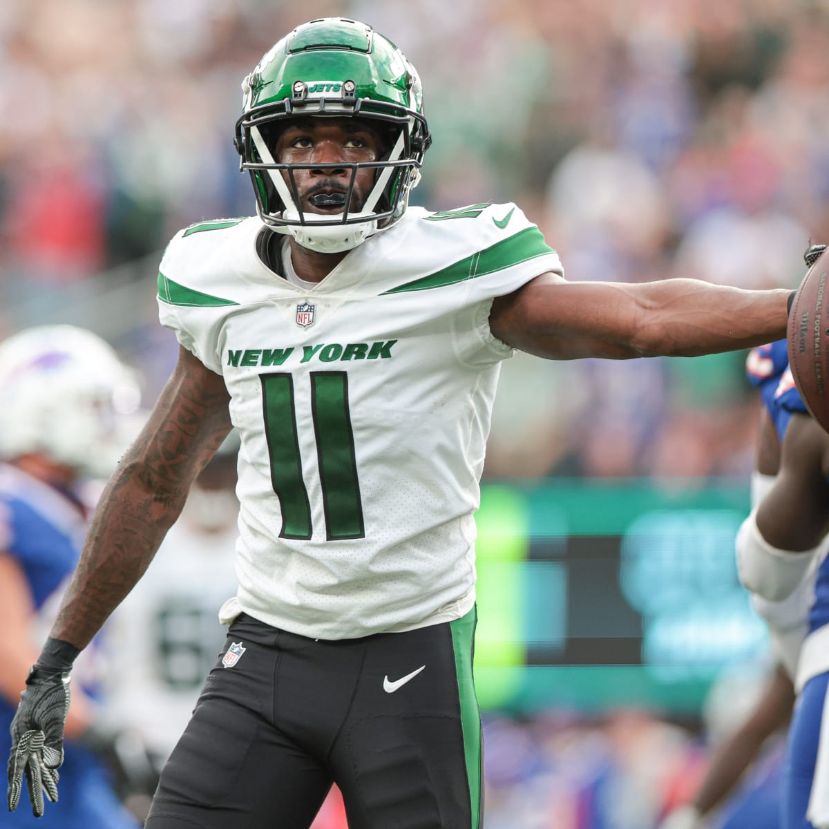 New York Jets wide receiver Denzel Mims (11) stands at the line of