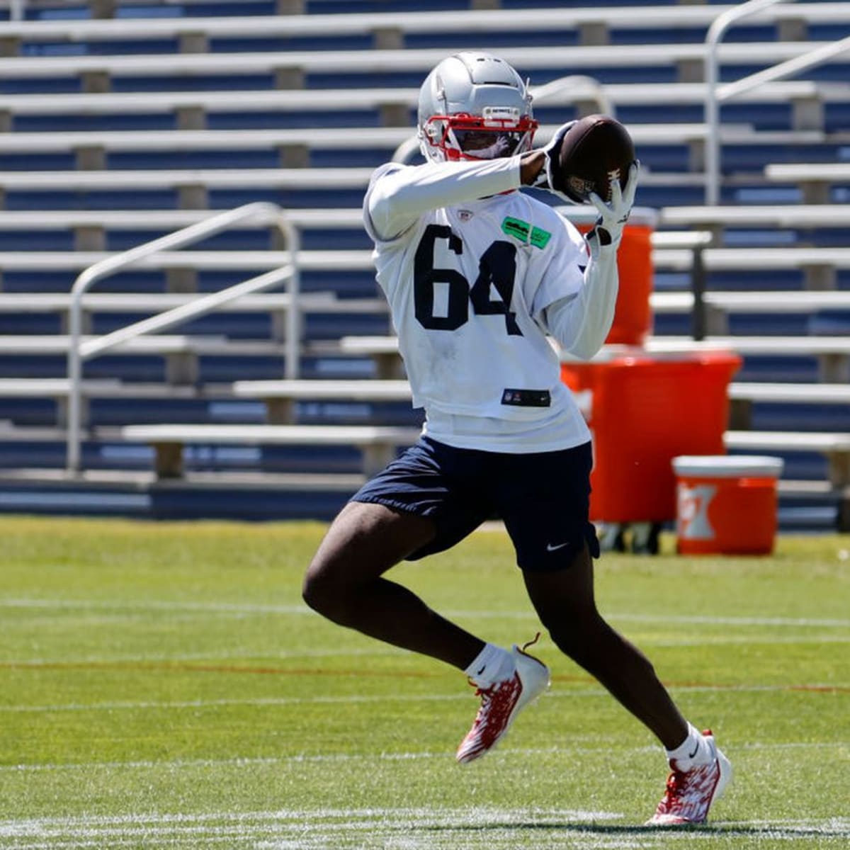 Two theories on Patriots' recent usage of rookie QB Malik Cunningham –  Boston Herald