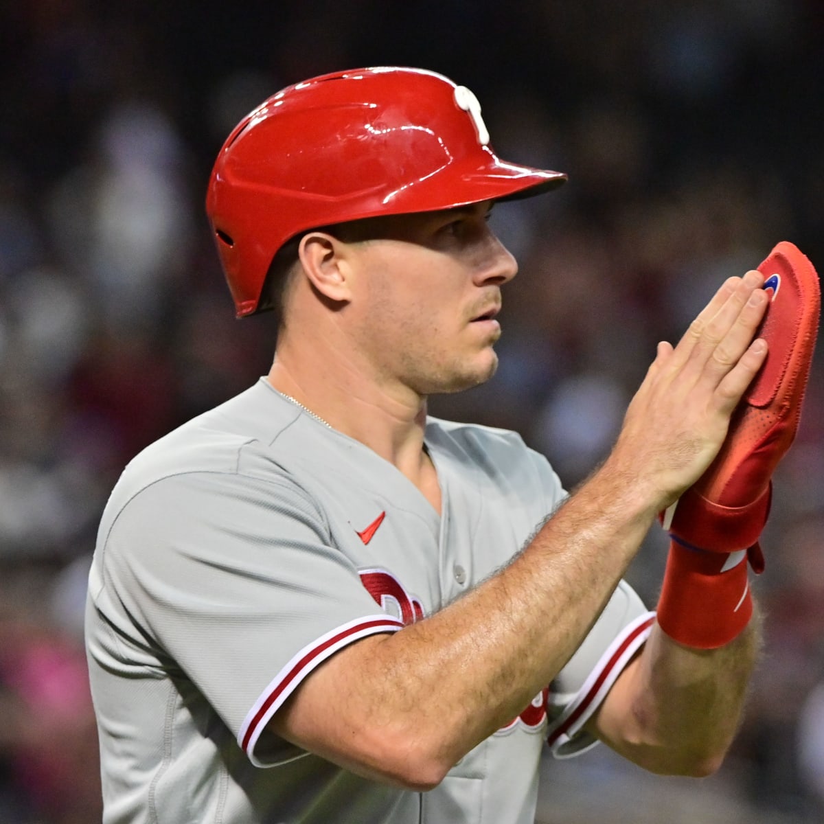 J.T. Realmuto falls just short of cycle as Phillies tie Nationals