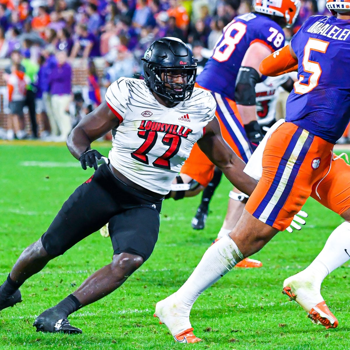 Louisville Legend Linebacker Tyrus McCloud To Have Jersey Honored –  Cardinal Sports Zone