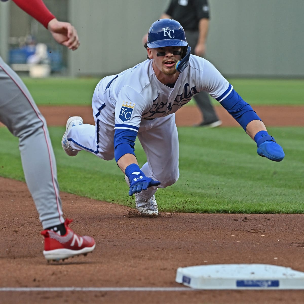 Royals' Bobby Witt Jr. makes history vs. Phillies as streaking