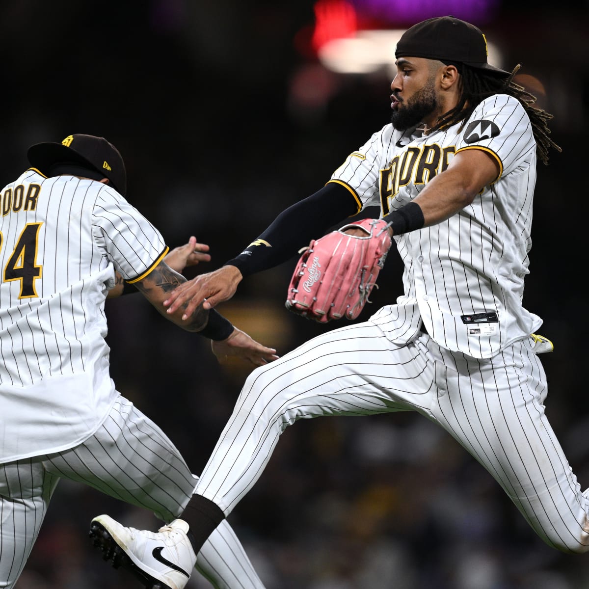 MLB Writer Believes Friars Have Real Shot at Making Postseason