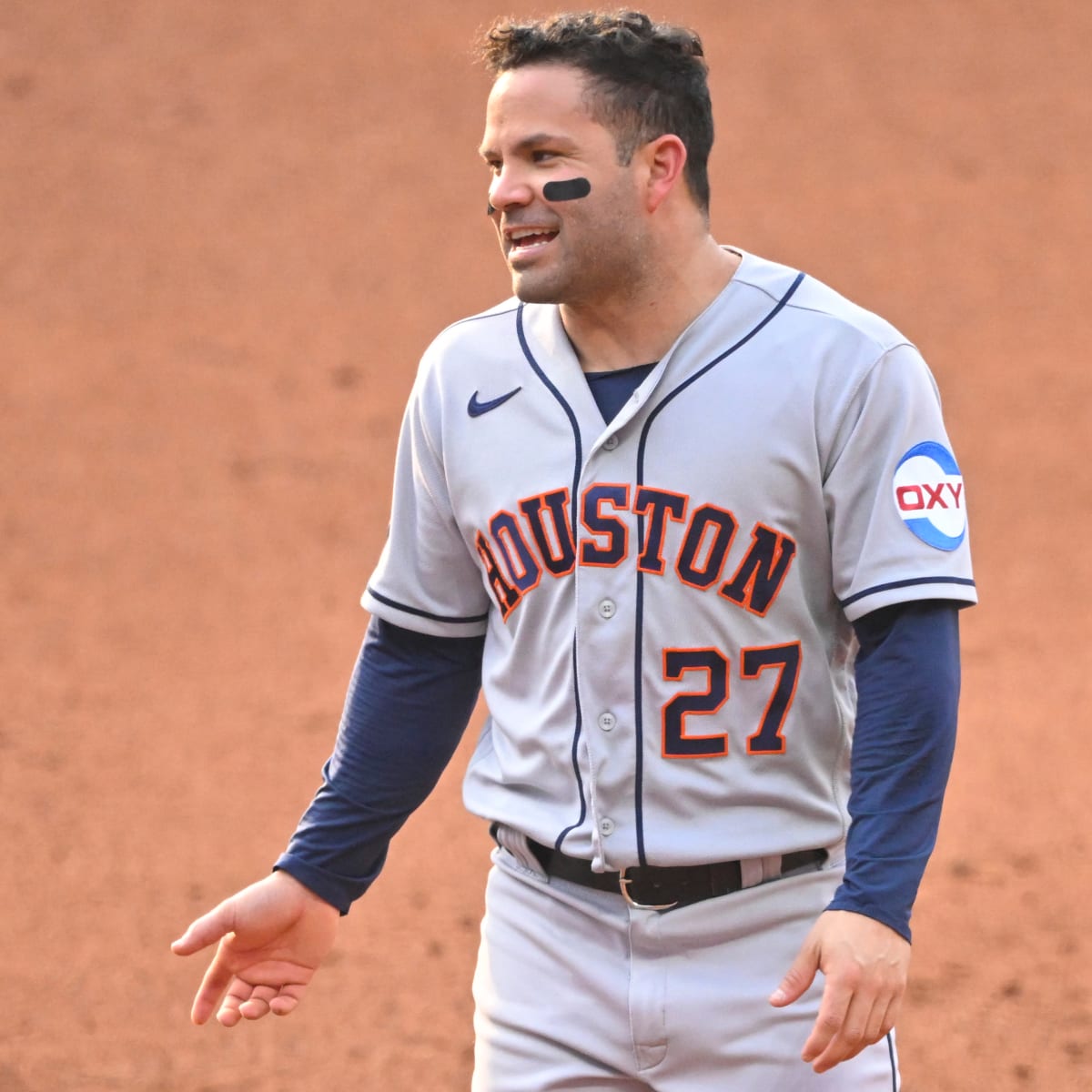 Jose Altuve Joins Rare Houston Astros Club with Craig Biggio, Jeff Bagwell  - Sports Illustrated Inside The Astros