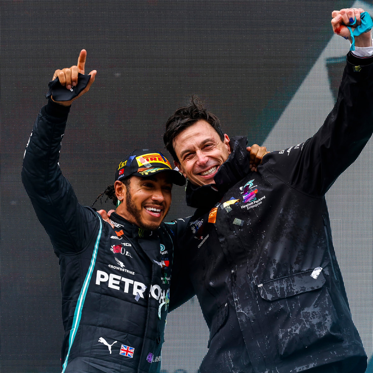 F1 News: Lewis Hamilton Shocked Toto Wolff With With "Surprise" Timing Of Ferrari Swap - F1 Briefings: Formula 1 News, Rumors, Standings and More