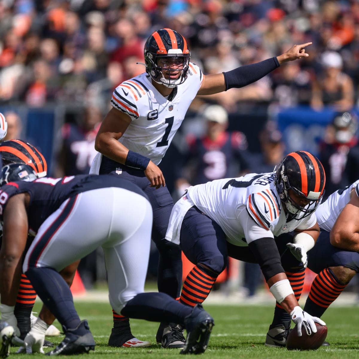 Justin Fields is Taking Ownership of the Bears Offense