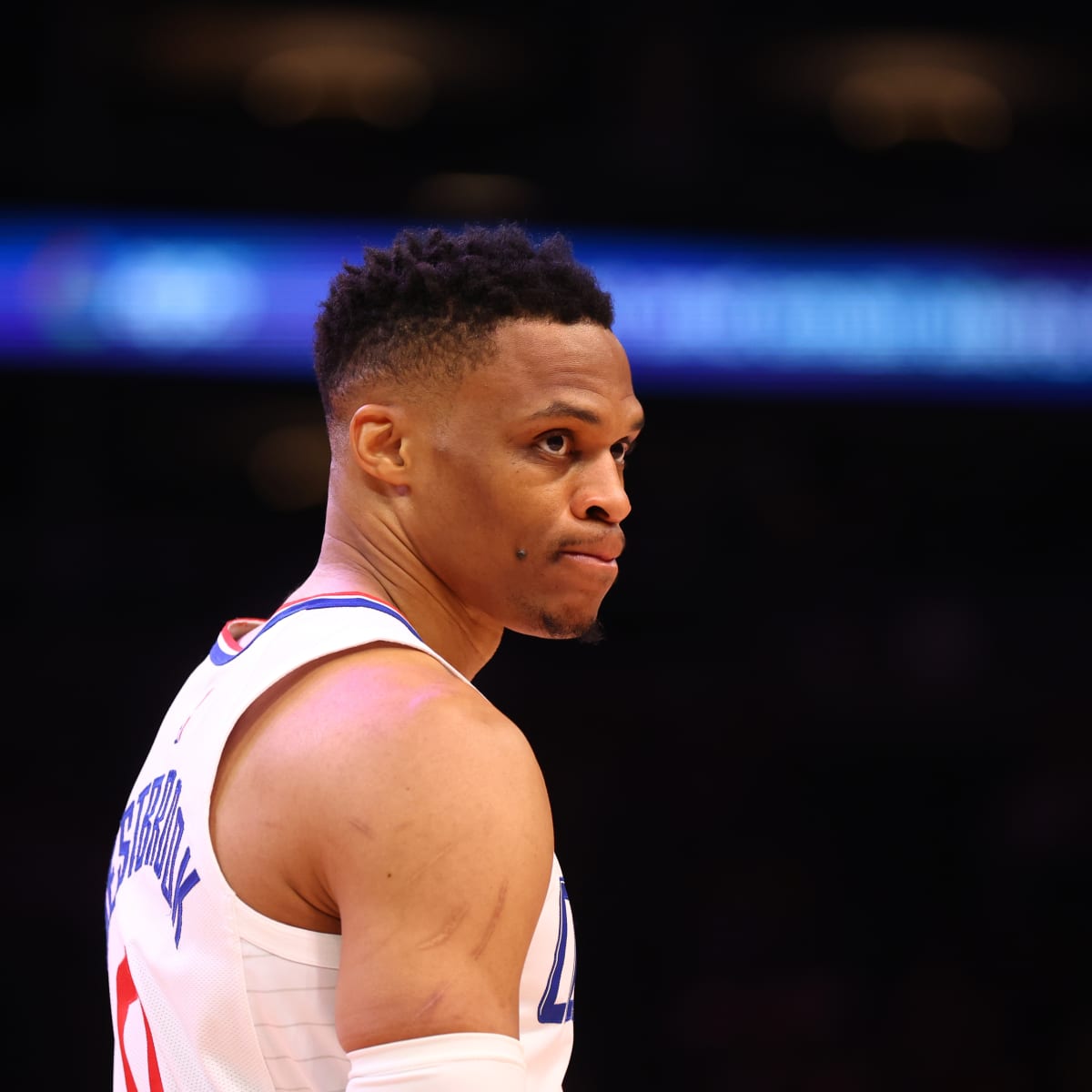 NBA Central] The Clippers may not have money to afford Russell Westbrook,  per @EricPincus “Look for Westbrook to seek an opportunity elsewhere on a  team with cap space or a non-taxpayer mid-level