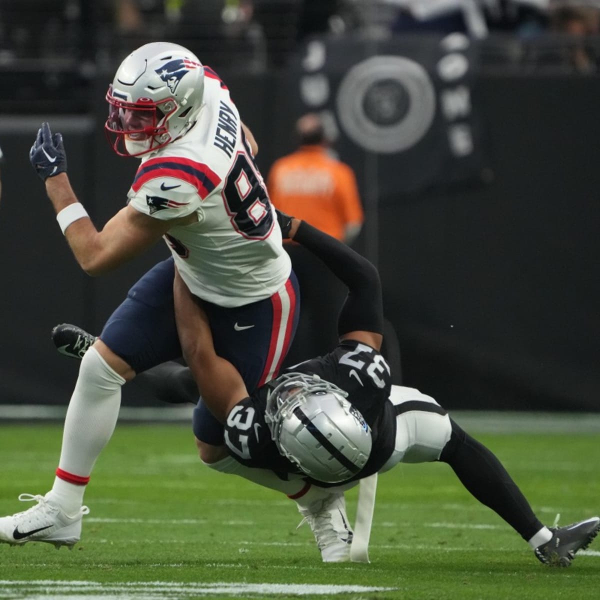 Las Vegas Raiders cornerback Tyler Hall (37) takes his stance during an NFL  preseason football game against the Los Angeles Rams, Saturday, Aug. 19,  2023, in Inglewood, Calif. (AP Photo/Kyusung Gong Stock