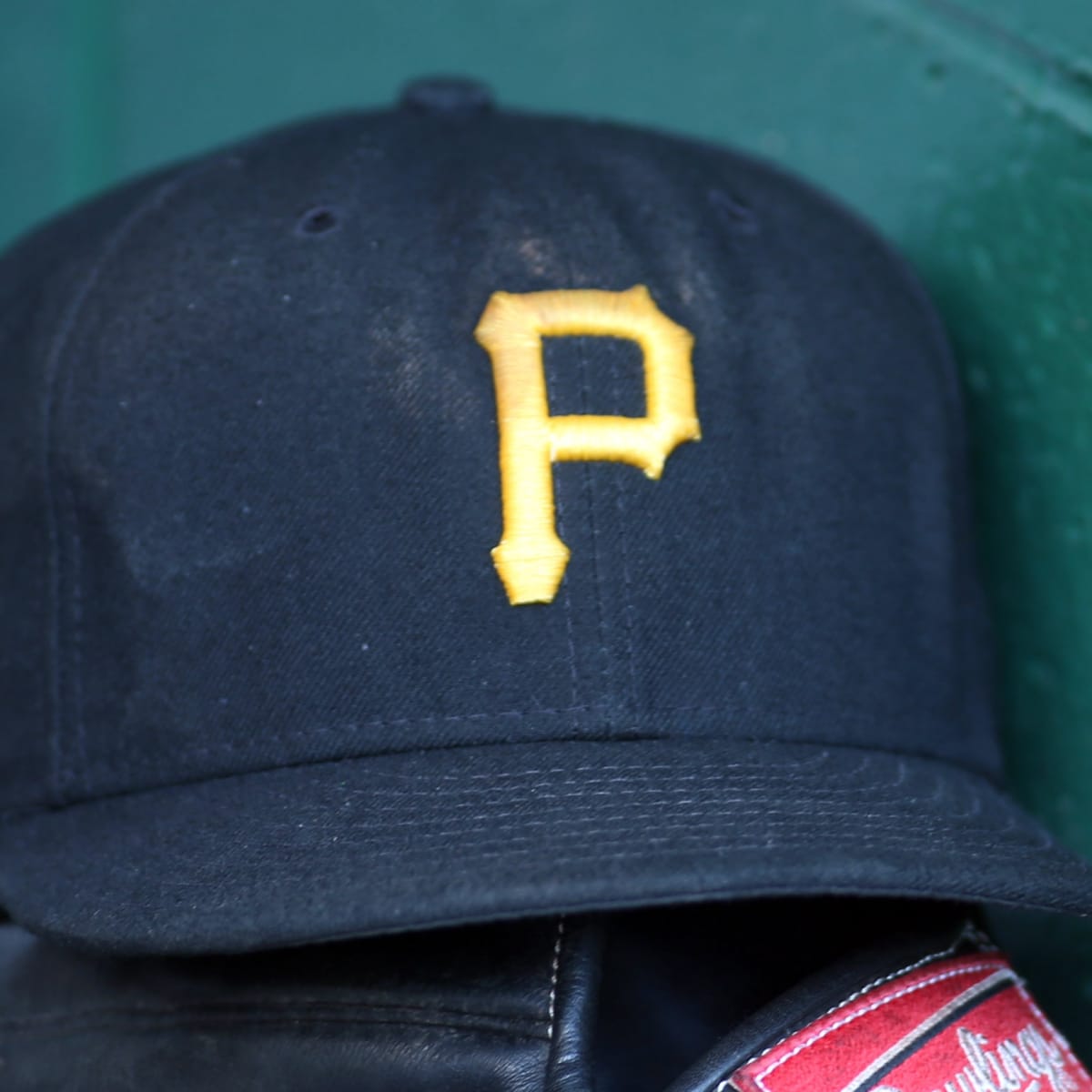 Pirates call up former No. 1 pick Henry Davis to MLB before Cubs