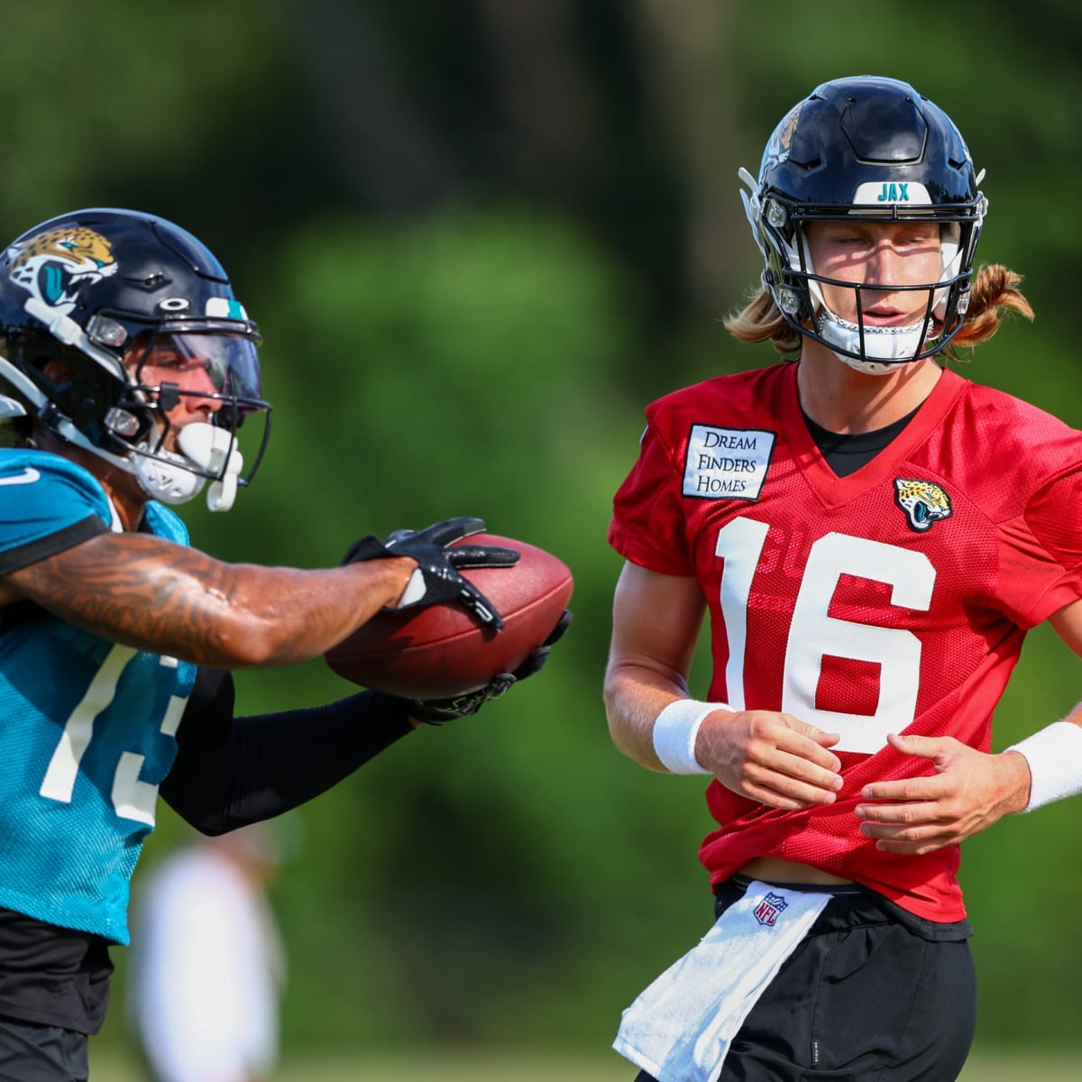 Jaguars QB Trevor Lawrence debuts at No. 96 on NFL Top 100 list - Big Cat  Country