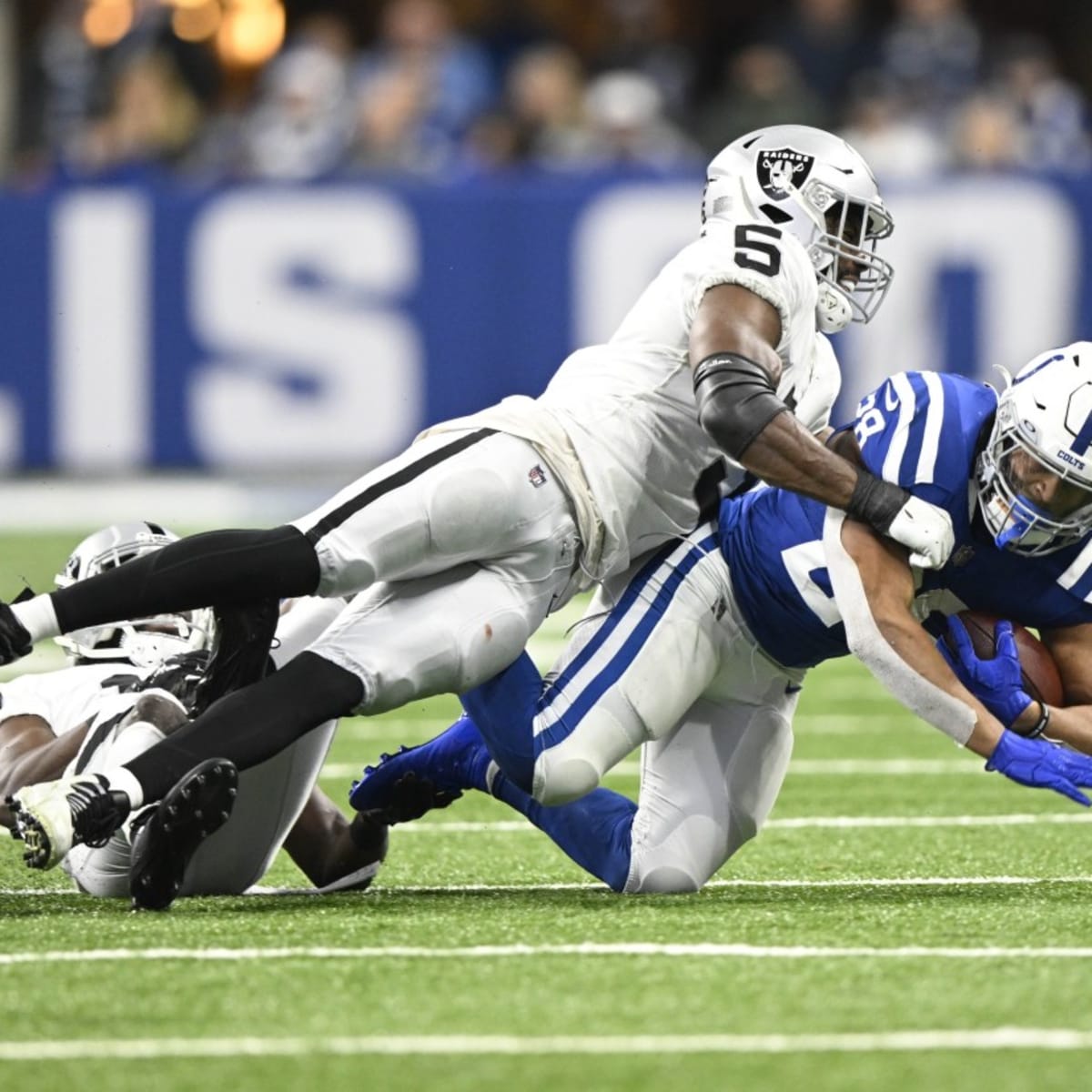 Las Vegas Raiders Divine Deablo looking to pick up where he left off -  Sports Illustrated Las Vegas Raiders News, Analysis and More