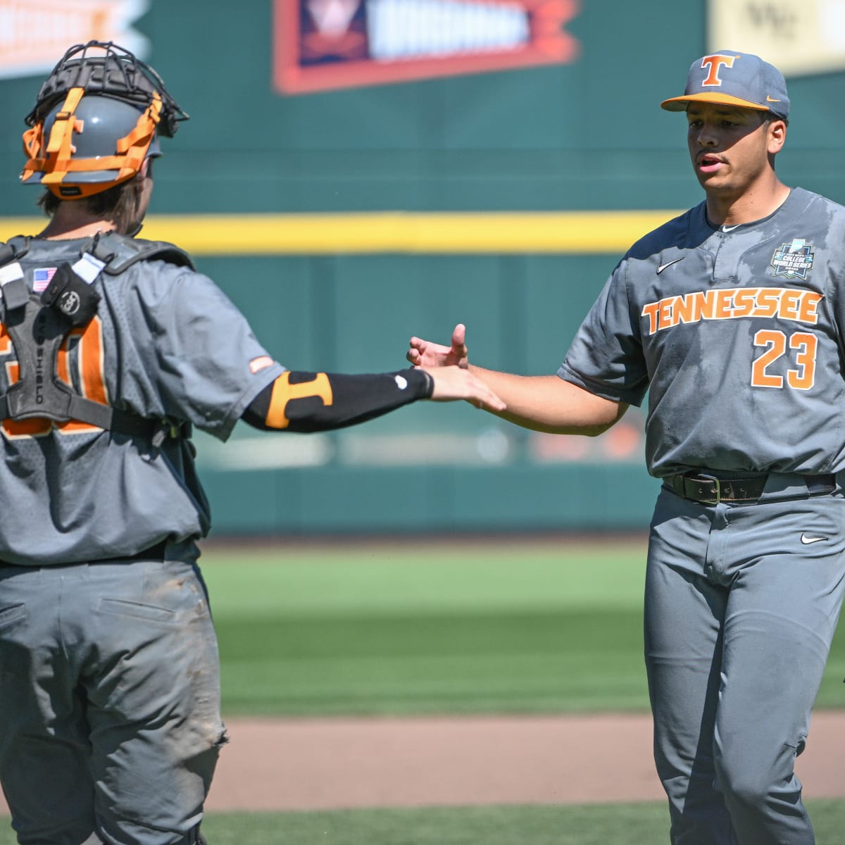 Tennessee Baseball vs. LSU Score, Updates