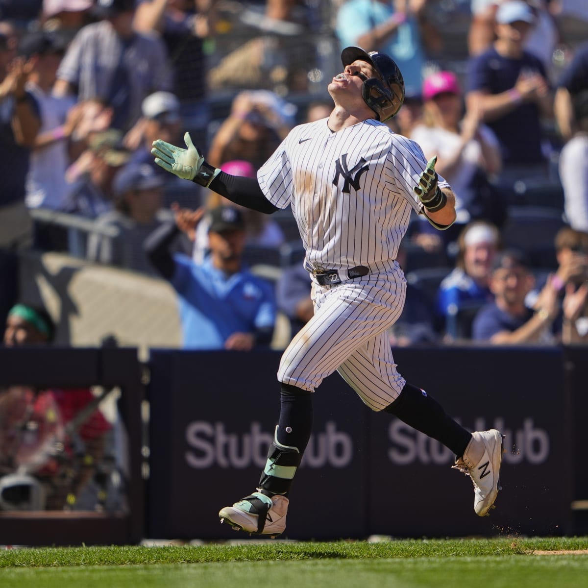 Carlos Rodon makes impressive rehab start for Yankees